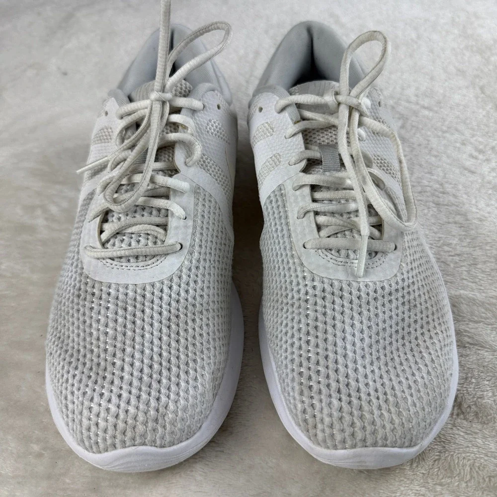 Nike Revolution 4 Mens US 11 Pure Platinum White Gray Mesh‎ Lace Up Running Shoe